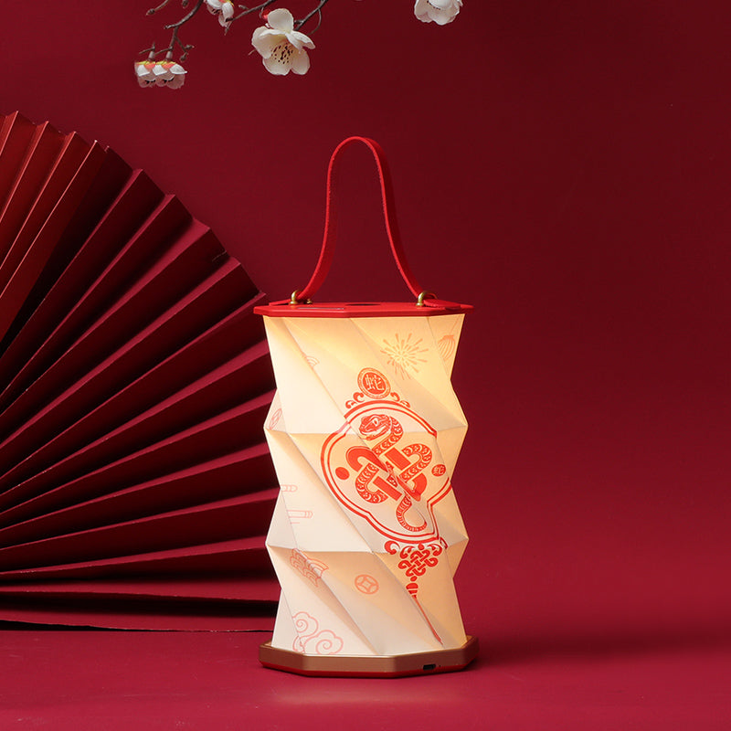 Rotating lamp creative ancient Chinese style folding rotating lamp paper carving book lamp custom ornament gift companion gift